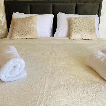 Malako Family Apartments Селине Экстерьер фото