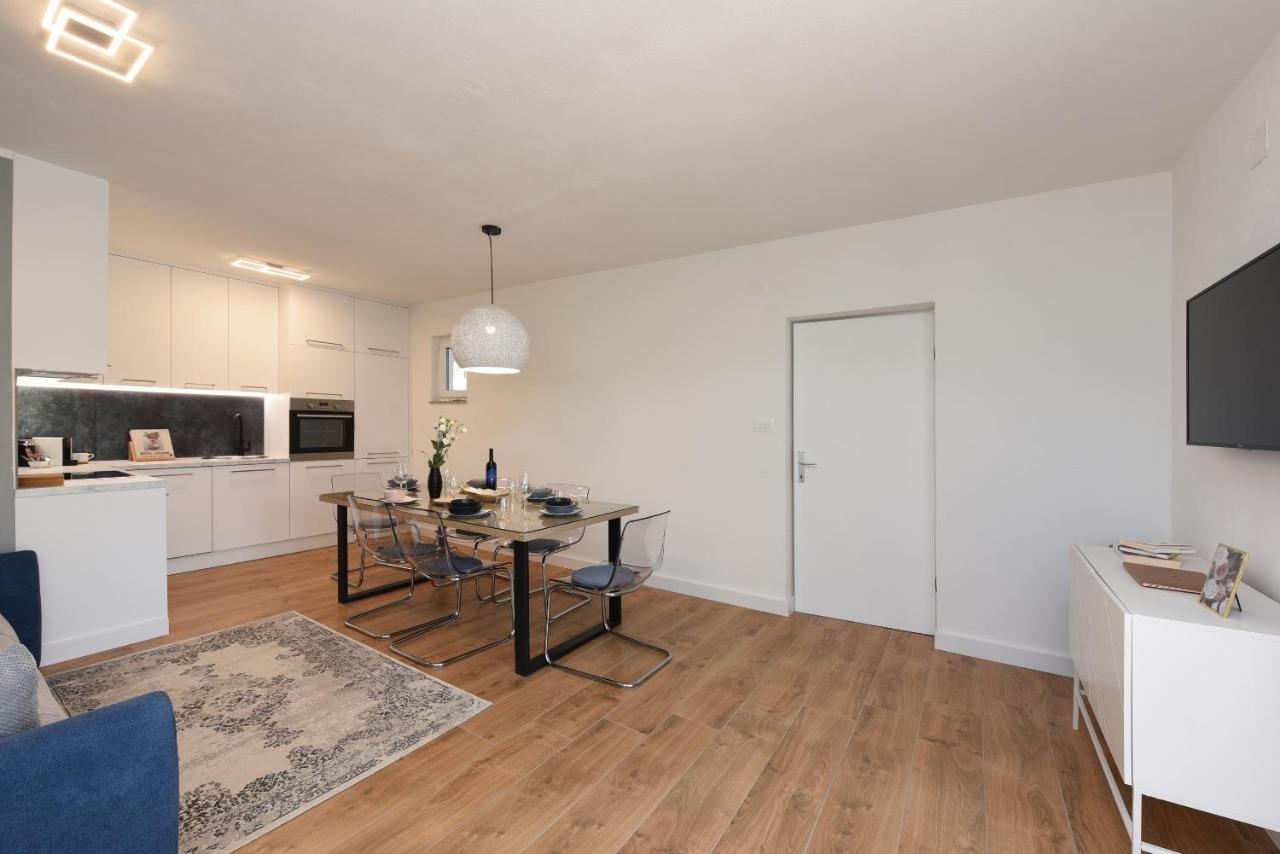 Malako Family Apartments Селине Экстерьер фото