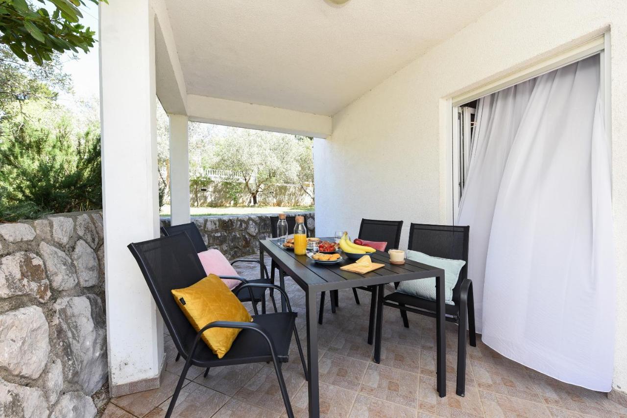 Malako Family Apartments Селине Экстерьер фото